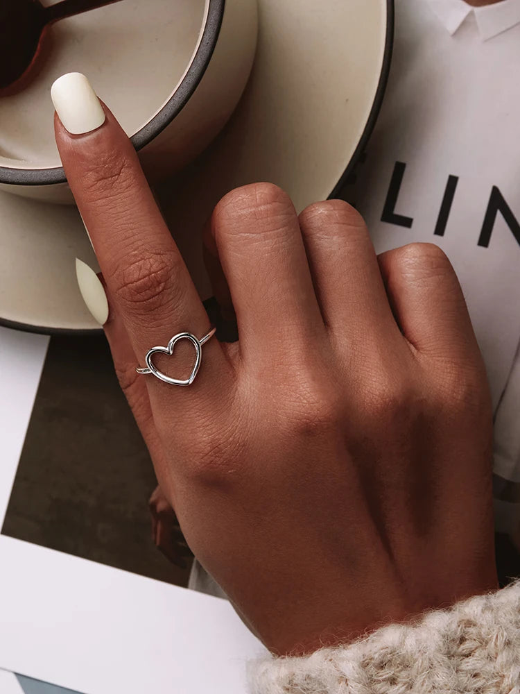 BAMOER 925 Sterling Silver Minimalist Heart Finger Rings for Women Wedding Engagement Statement Fashion Jewelry SCR641